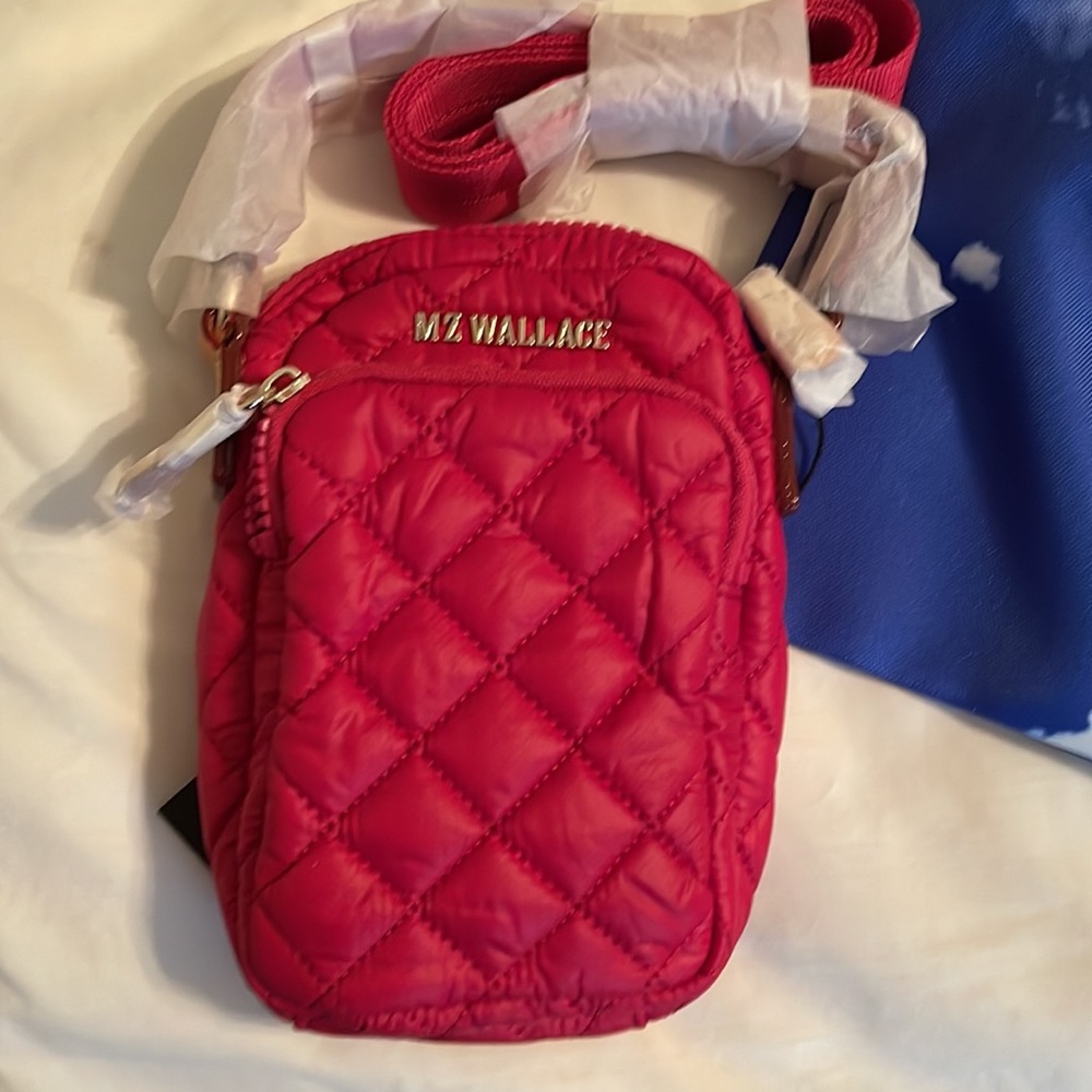 Mz Wallace crossbody bag  too small for me!  My loss your gain.